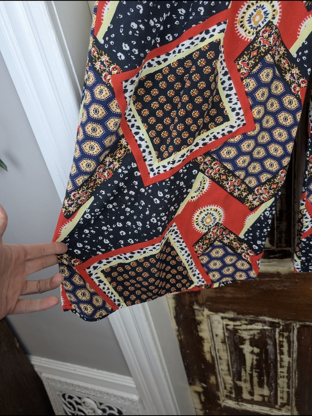 Y2K Vintage Rayon Scarf Print Wide Leg Pants Small Cropped Boho Casual Summer - Picture 6 of 9